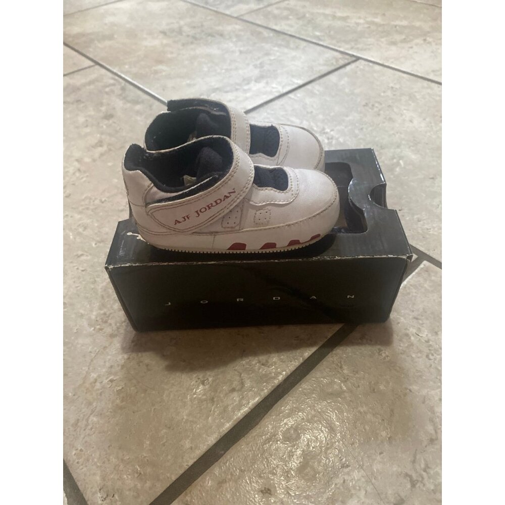 Nike AFJ‎ jordan baby shoes
